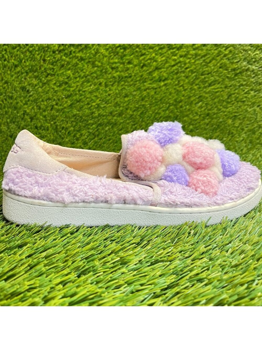 UGG Ricci Pom Pom Womens Size 7 Purple Pink Casual Comfort Slip On Loafer Shoes